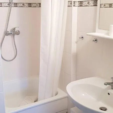 아파트 Smutjes Stuv Poppenbull